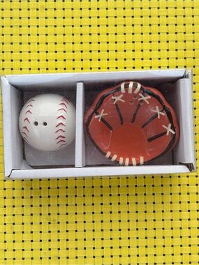 Baseball Glove and Ball Ceramic Salt and Pepper Shaker Set - New